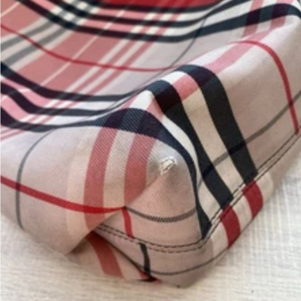 Vintage Burberry Nova Check Red Canvas Tote Bag - Picture 9 of 14